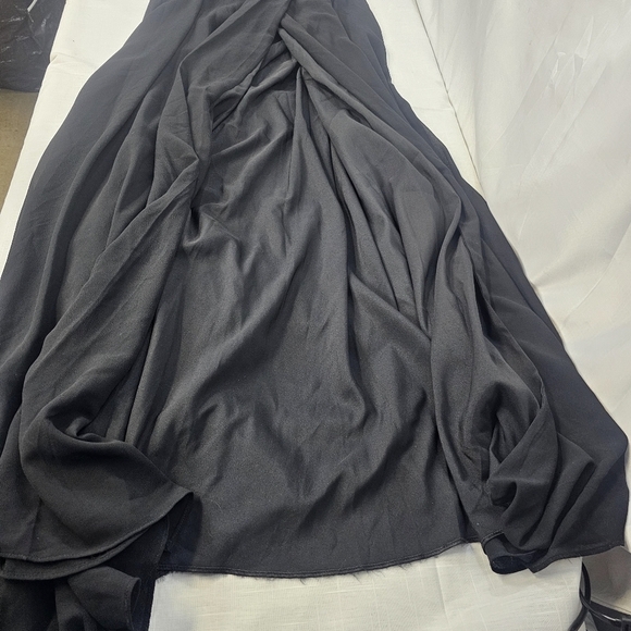 Lulus Dreamy Romance Black Maxi Gown Size XS - Picture 4 of 11